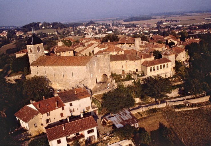 Exterior & Views 1, Hostellerie du Vieux Perouges, Ain