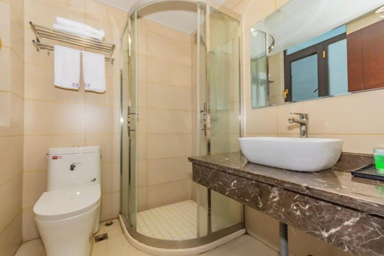 Bathroom 3, Fudu Hotel, Huanggang