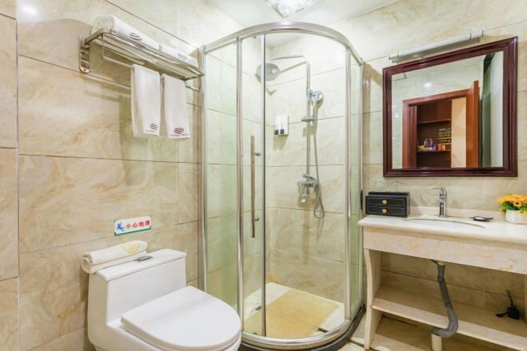 Bathroom 4, Yin He Hotel, Zunyi