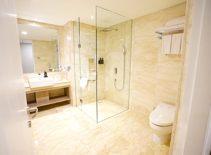 Bathroom 8