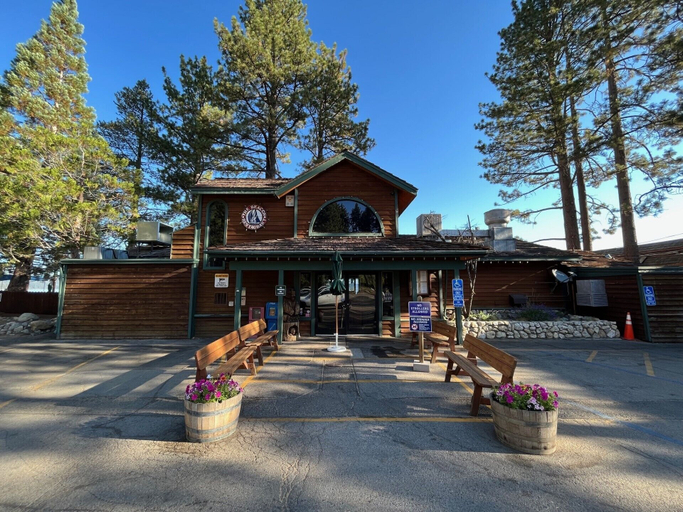 Exterior & Views 2, Camp Richardson Historic Resort, El Dorado