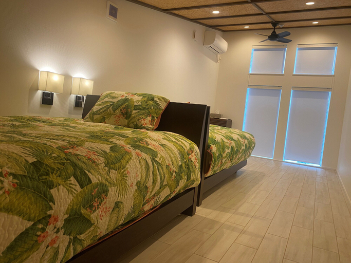 Bedroom 3, Hale Kotsubo, Zushi