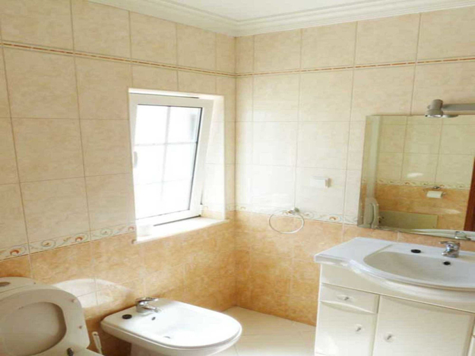 Bathroom, Modern Villa With Private Swimming Pool Close to Albufeira Old Village, Albufeira