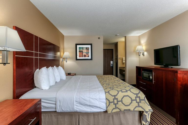 Bedroom 3, Baymont by Wyndham Bowling Green, Warren