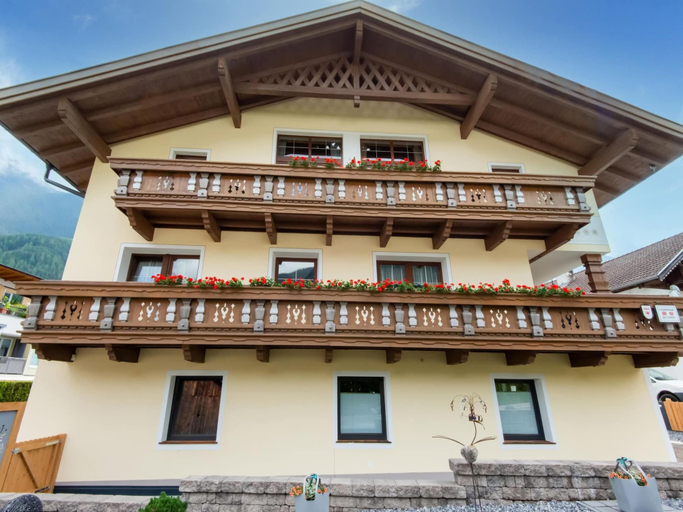 Exterior 3, Well-kept Apartment in a Central Location, Imst