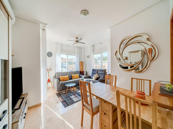 Dining 4, Sea-view Stay, Torrevieja, Alicante