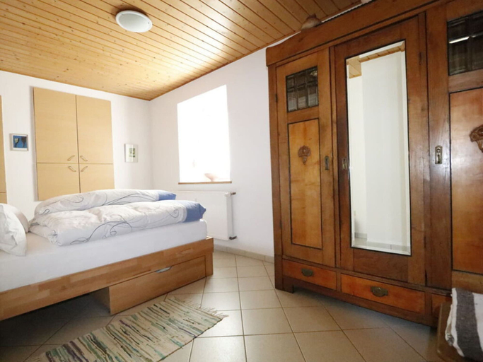 Bedroom, Holiday Apartment Old Town Hall, Main-Tauber-Kreis