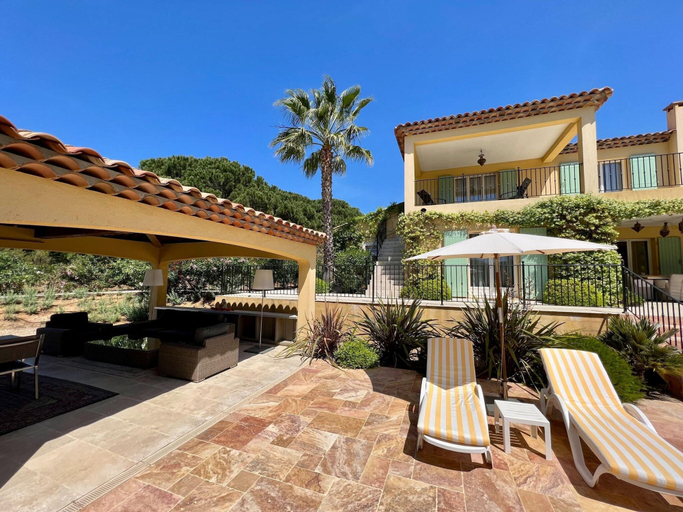 Exterior & Views 2, Luxury Villa With Private Pool, Var