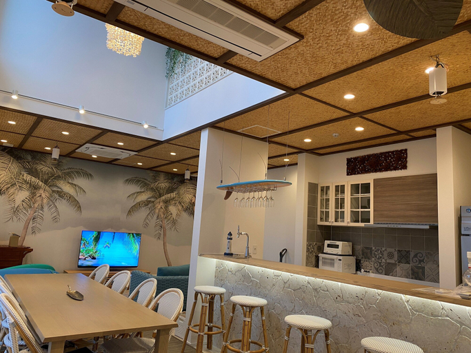 Food & Drinks 5, Hale Kotsubo, Zushi