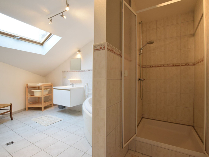 Bathroom 4, Spacious and Charming House With Terrace, Luxembourg