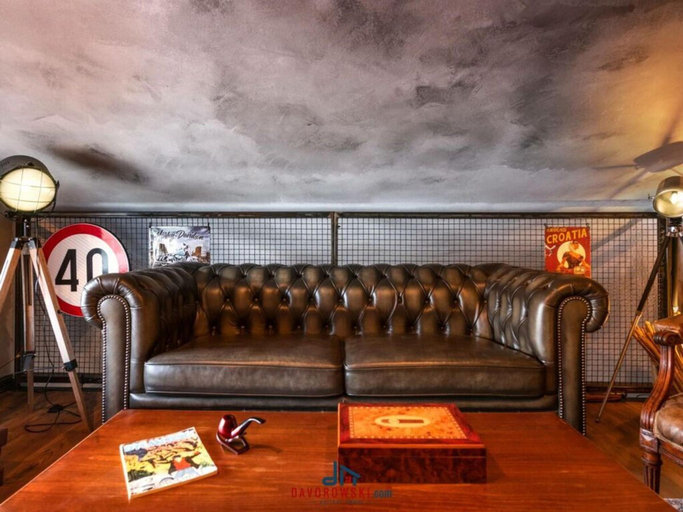 Living area 2, Vakantiehuis Loris, Marčana