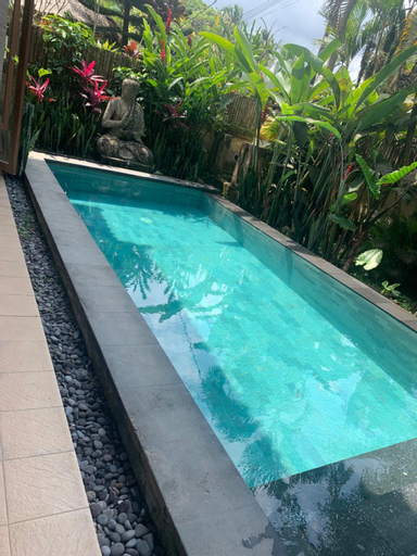 Swimming Pool 16
