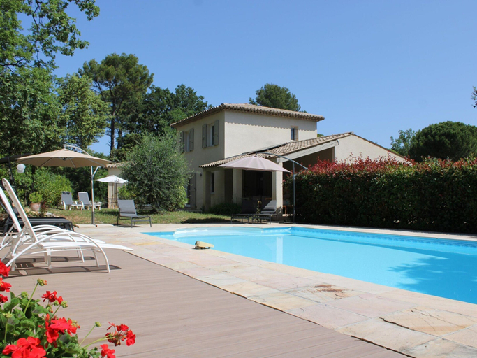 Pool 5, Magnificent Holiday Home With Pool, Var