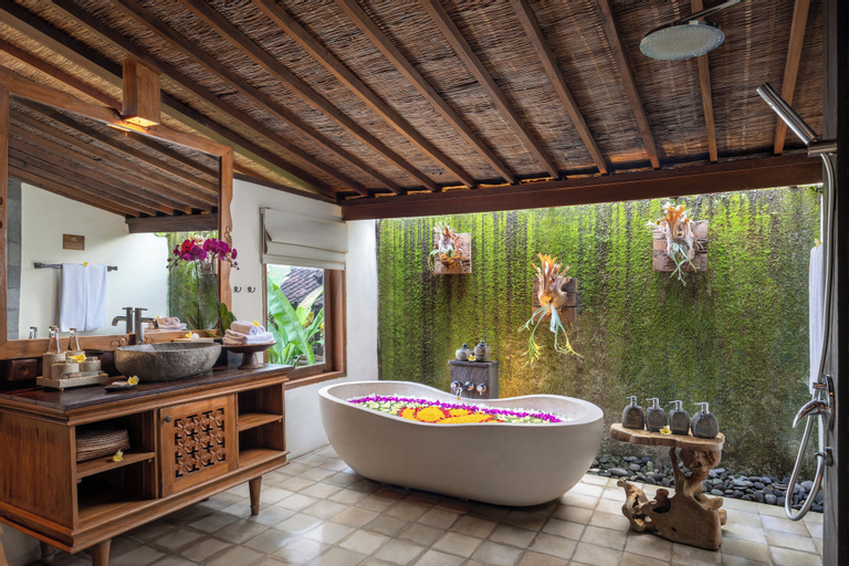 Bathroom 8
