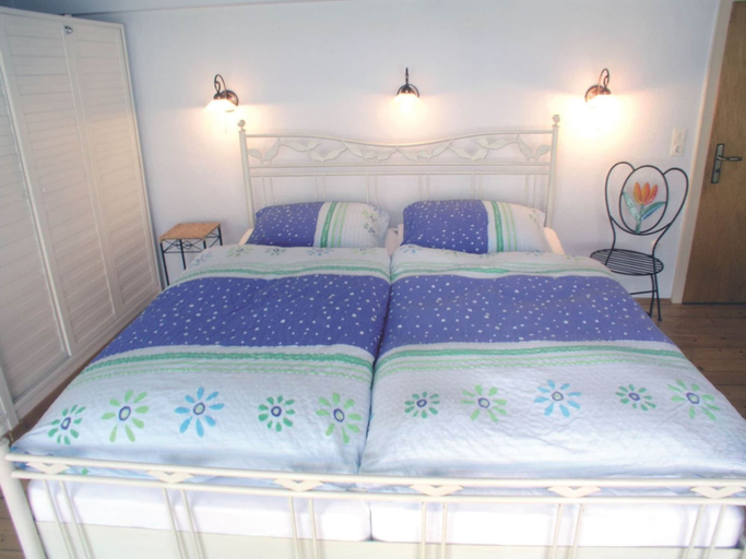 Bedroom 3, Comfortable Holiday Home in the Weser Uplands, Lippe
