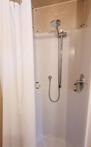 Bathroom 4, Flotel St-Tropez St-Blaise, Le Haut-Richelieu