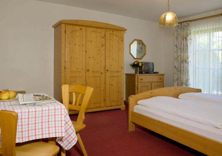 Bedroom 2, Landgasthof Lusenblick, Freyung-Grafenau