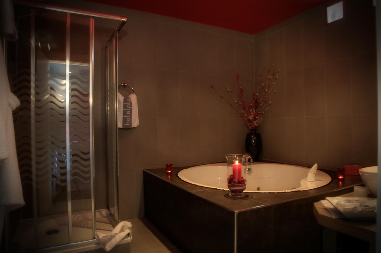 Bathroom, Hotel Playa Ribera, Cantabria