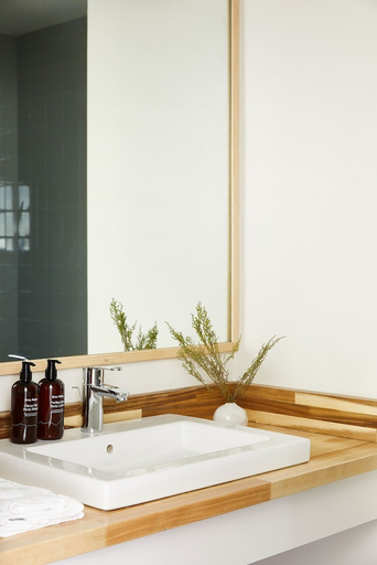Bathroom, Bluebird Sunapee, Merrimack