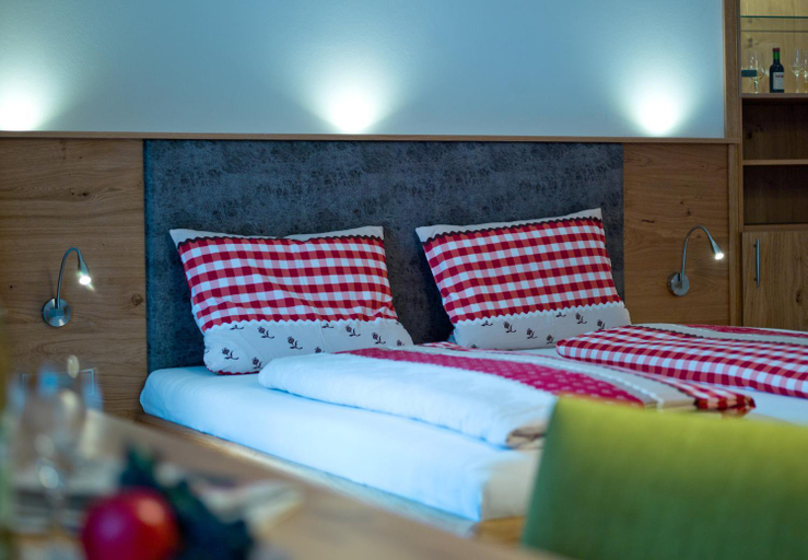 Bedroom 3, Landgasthof Lusenblick, Freyung-Grafenau