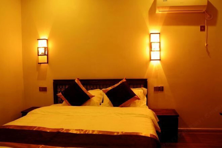 Bedroom 4, Huashu Theme Inn, Shangrao