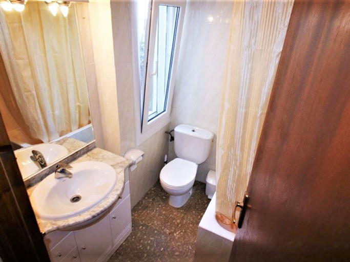 Bathroom 3, Villa in Denia With Pool Near Montgo Park, Alicante