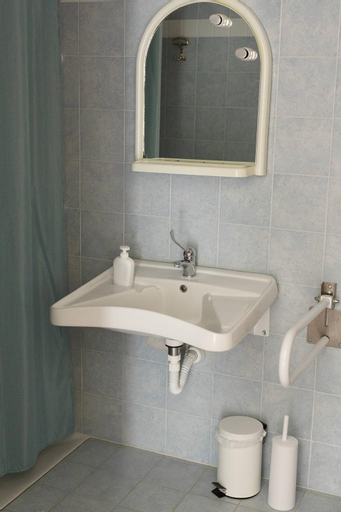Bathroom 1