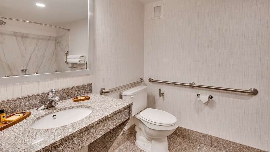 Bathroom 4, Best Western Plus Belle Meade Inn & Suites, Davidson