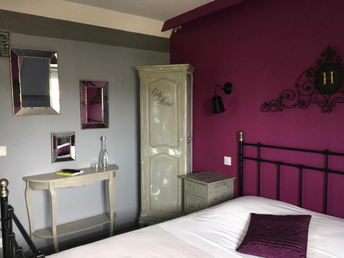 Bedroom 8