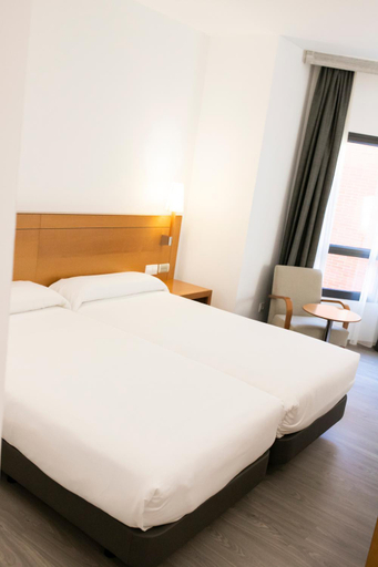 Bedroom 4, Gran Hotel Victoria, Almería