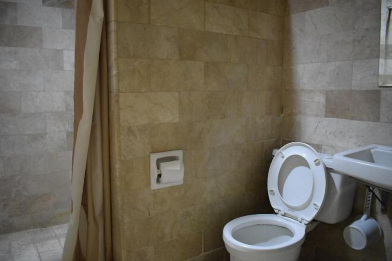 Bathroom 12
