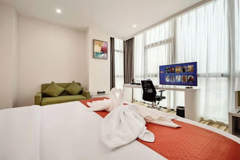 Bedroom 3, Tenglong Hotel, Qiandongnan Miao and Dong