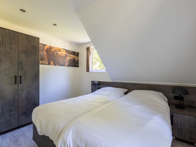 Bedroom 4, Family Villa in Forest Park, Apeldoorn