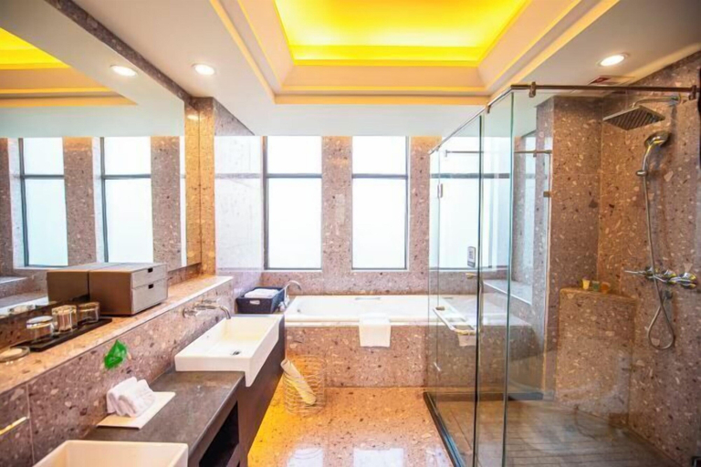 Bathroom 4, Gingko Lake Resort Hotel Villa, Nanjing