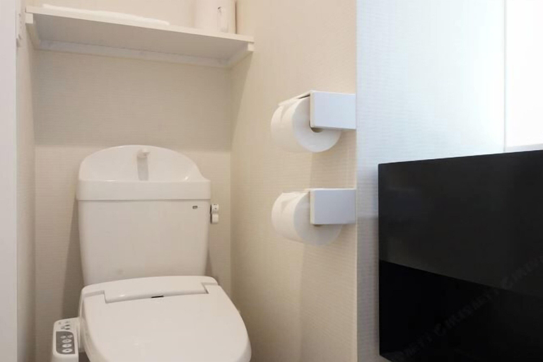 Bathroom 8