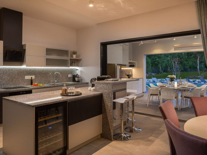 Private kitchen, No Title Comfortable Holiday Residence, Svetvinčenat