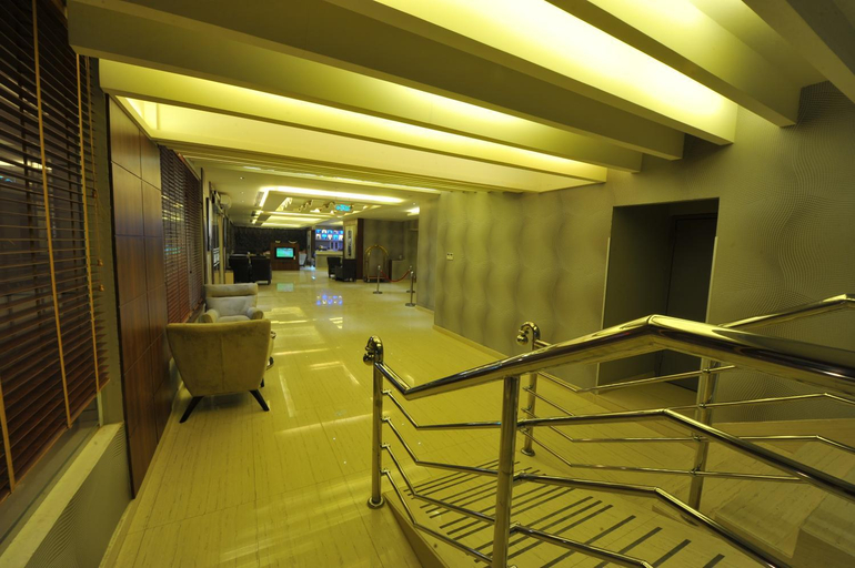 Public Area 3, Al Janadriyah Suites Serviced Apartments, Riyadh