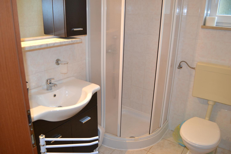 Bathroom 2, Apartments Verde, Premantura