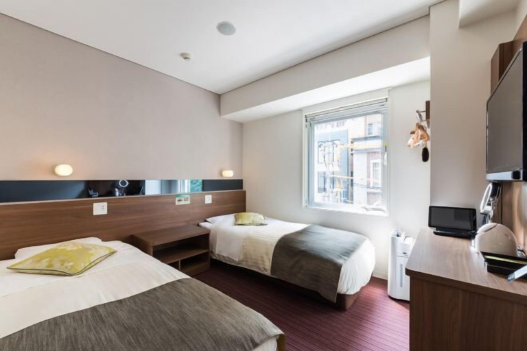 Bedroom 3, Super Hotel Premier Hakataeki, Fukuoka