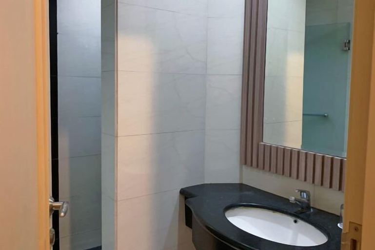 Bathroom 24