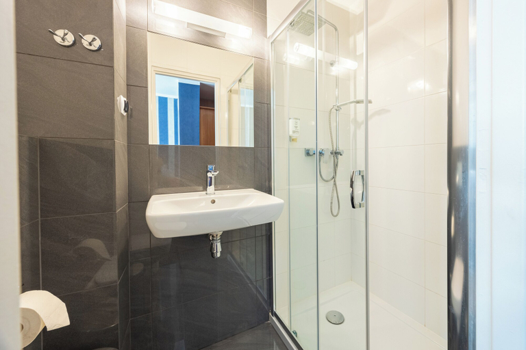 Bathroom 4, Baltic Inn, Gryfice