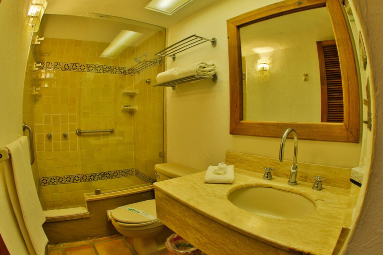Bathroom 4, Villas El Rancho, Mazatlán