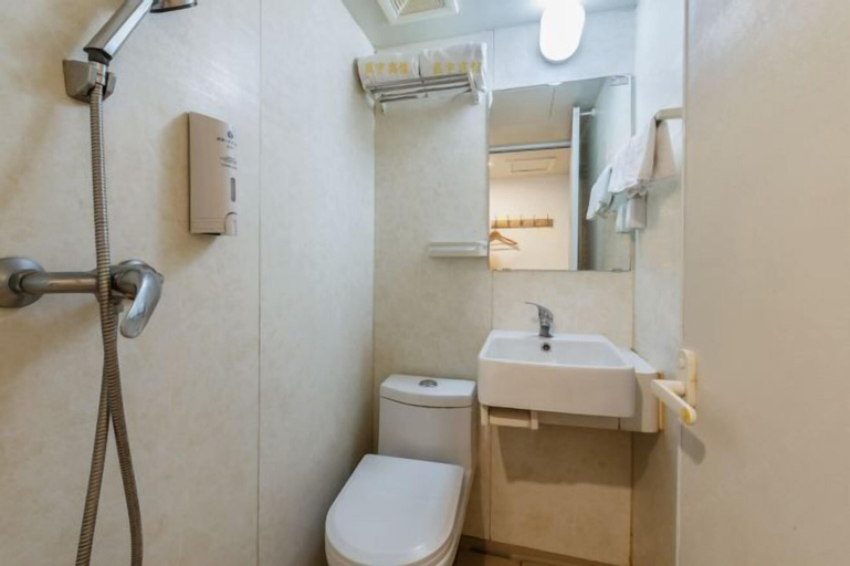 Bathroom 3