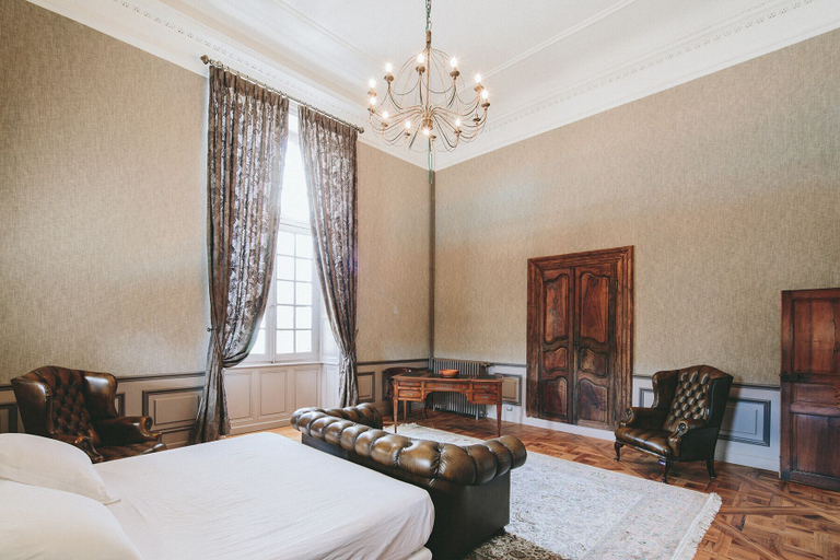 Bedroom 3, Chateau De Paraza, Aude