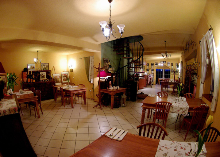Food & Drinks, Dworek, Kędzierzyn-Koźle