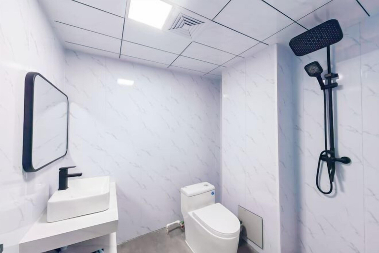 Bathroom 3, Haqi Light Hotel (Weinan Shaoguan Jewelry City), Weinan