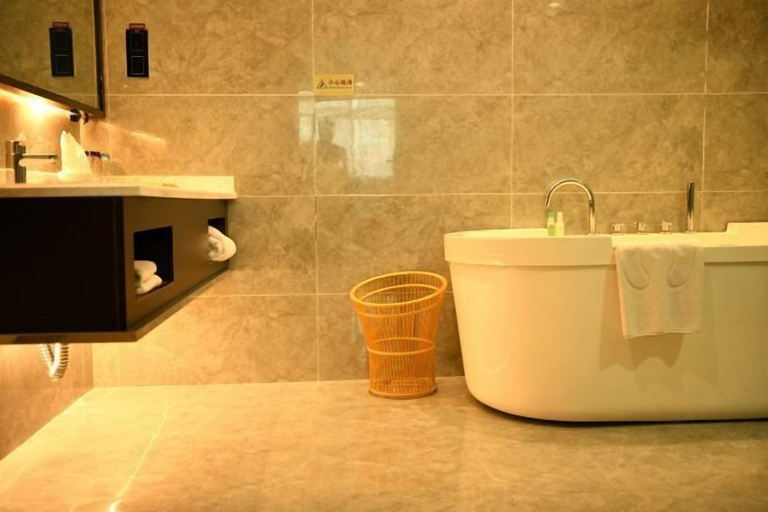 Bathroom 4, NEW BAO HUI · HAPPY SLEEP HOTEL, Ganzhou