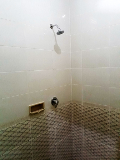 Bathroom 5, Pelangi Indah Hotel, Semarang