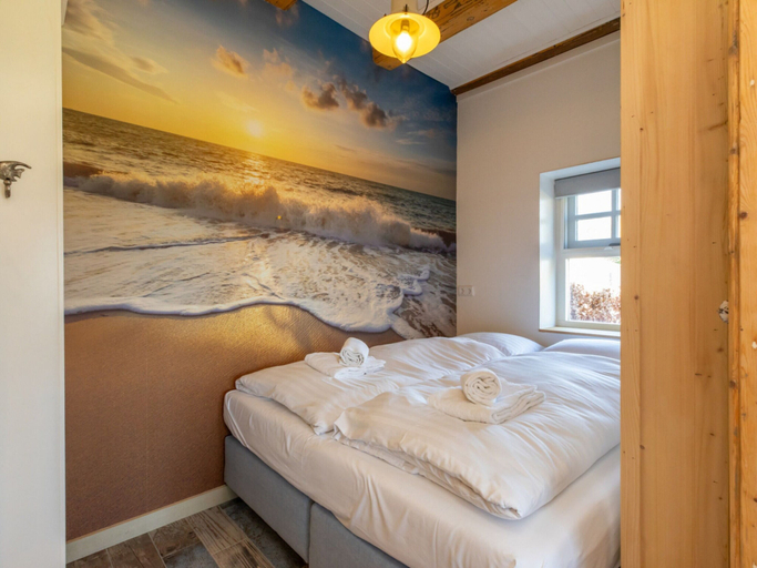 Bedroom 2, Holiday Home Near Seabeach, Veere
