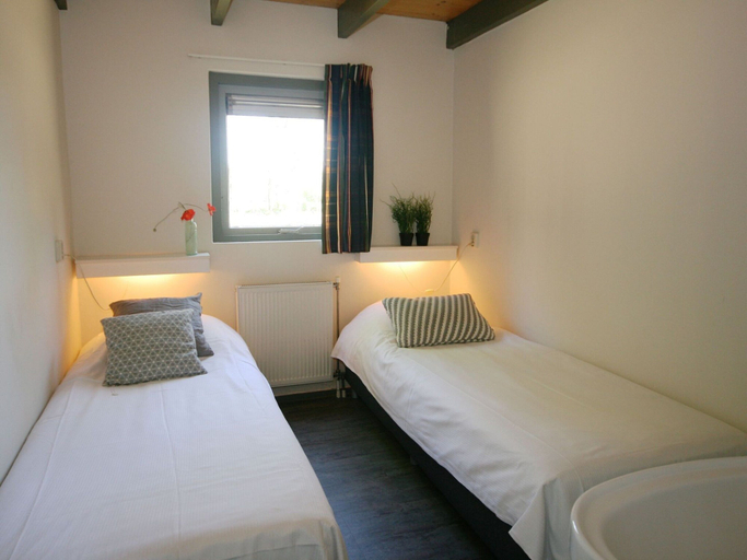 Bedroom 2, Adapted Bungalow in Appelscha With Terrace, Ooststellingwerf